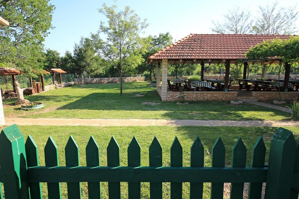 Hotel Agrotourism Galic Krka Drinovci Exterior foto