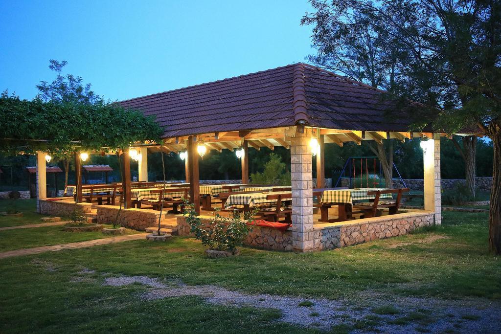 Hotel Agrotourism Galic Krka Drinovci Exterior foto